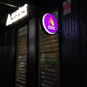 Rompe tráfico giratorio